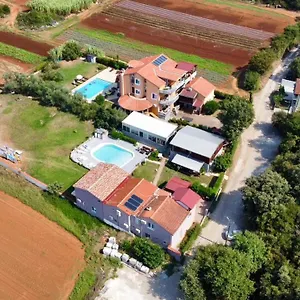 šeherzada , Pula Kroatië